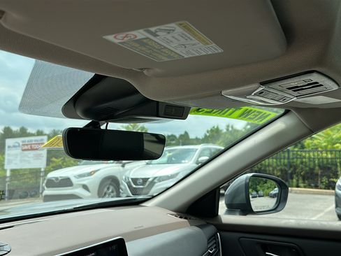 Certified 2023 Nissan Rogue SV w/ SV Premium B Package AWD/4WD image 22