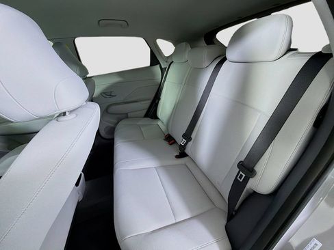 Used 2026 Hyundai Kona SE FWD image 24