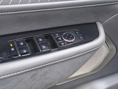 New 2026 INFINITI QX80 Autograph w/ Premium Cargo Package image 16