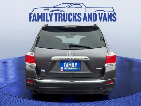 Used 2012 Toyota Highlander Limited image 4