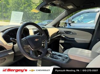Used 2023 Chevrolet Traverse LS AWD/4WD video 3