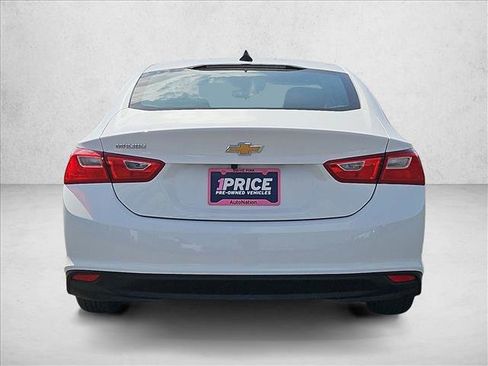 Certified 2024 Chevrolet Malibu LS FWD image 7