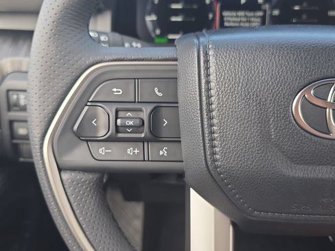 New 2026 Toyota 4Runner Platinum AWD/4WD image 13