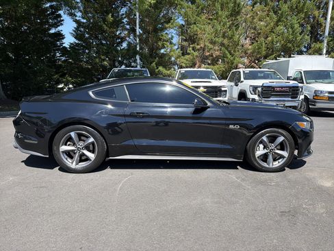 Used 2015 Ford Mustang GT Premium w/ Equipment Group 401A RWD image 11