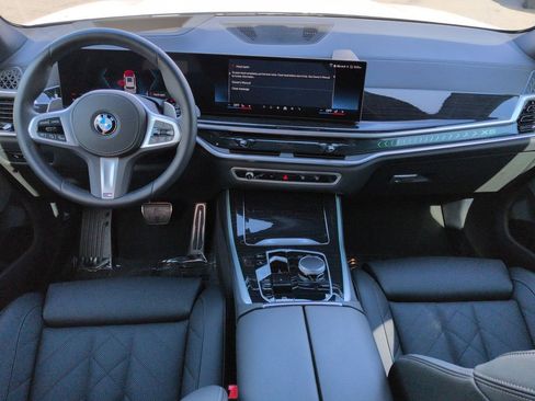 Used 2026 BMW X5 sDrive40i w/ M Sport Package image 22