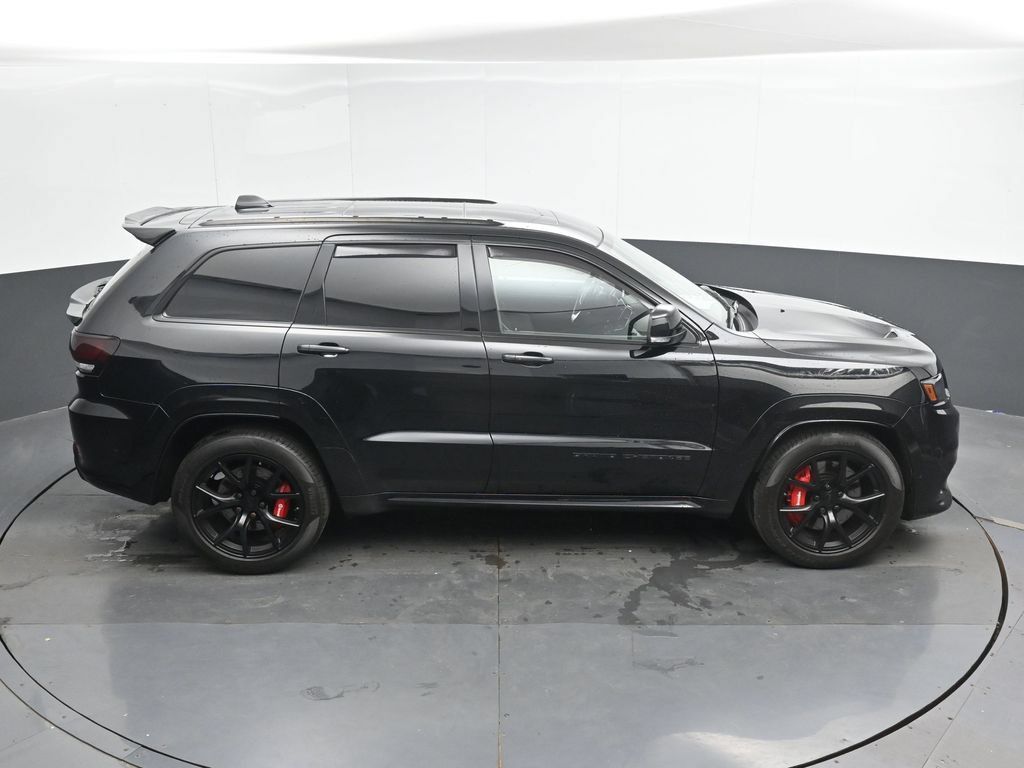 Used 2020 Jeep Grand Cherokee SRT w/ Trailer Tow Group IV AWD/4WD image 36