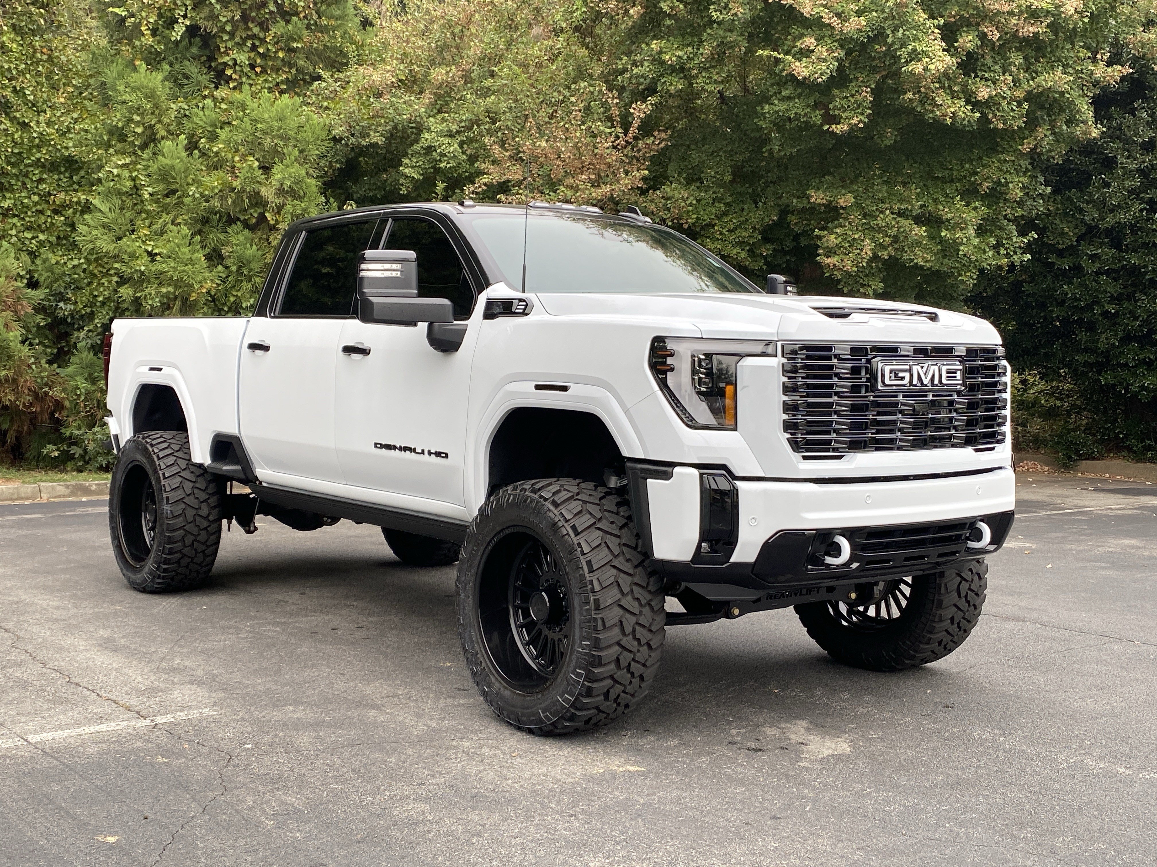Used 2026 GMC Sierra 2500 Denali Ultimate AWD/4WD image 2