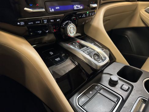 Used 2023 Acura MDX FWD w/ Technology Package image 32