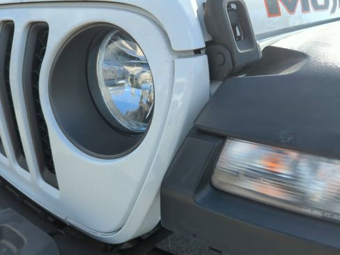 Used 2021 Jeep Gladiator Mojave image 10