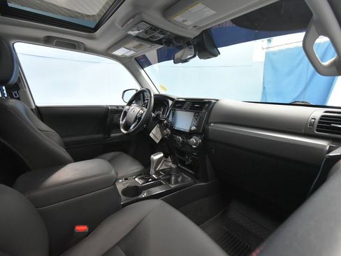 Used 2024 Toyota 4Runner TRD Off-Road Premium image 20