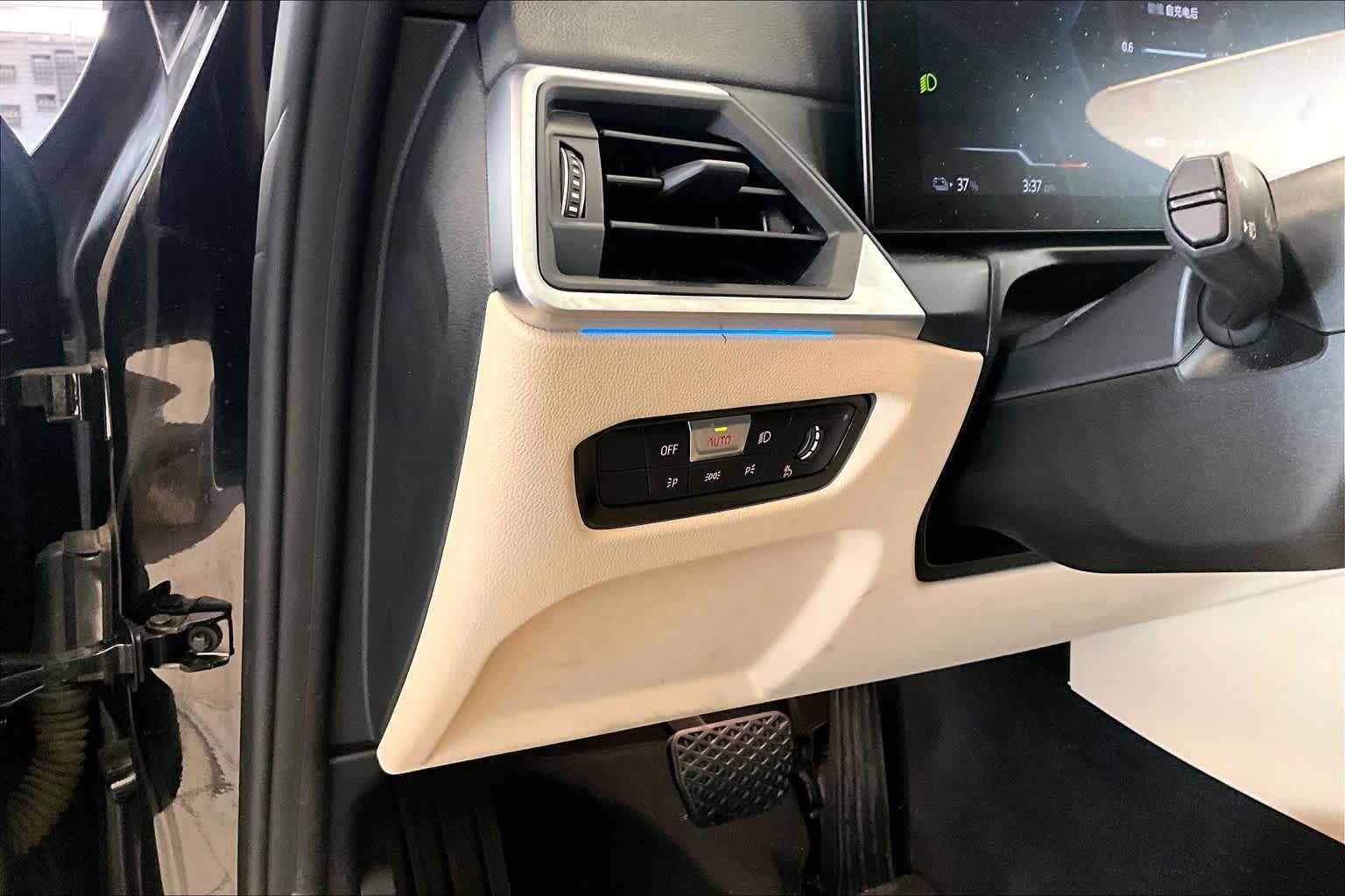Used 2023 BMW i4 eDrive35 w/ Premium Package RWD image 30