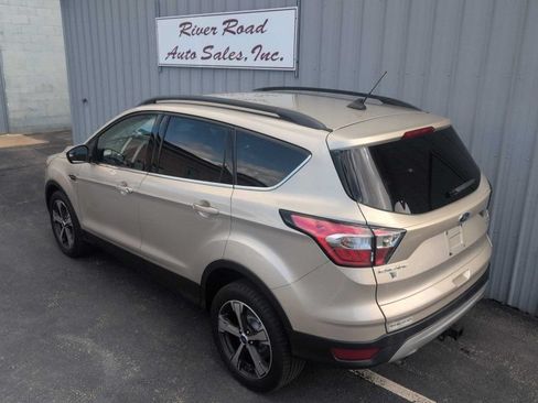 Used 2018 Ford Escape SEL AWD/4WD image 9