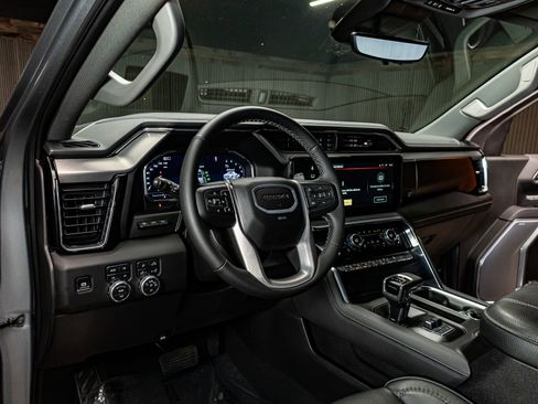 Used 2025 GMC Sierra 1500 Denali w/ Denali Reserve Package image 17