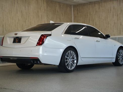 Used 2017 Cadillac CT6 Luxury AWD/4WD image 10
