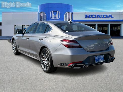 Used 2025 Genesis G70 2.5T image 4