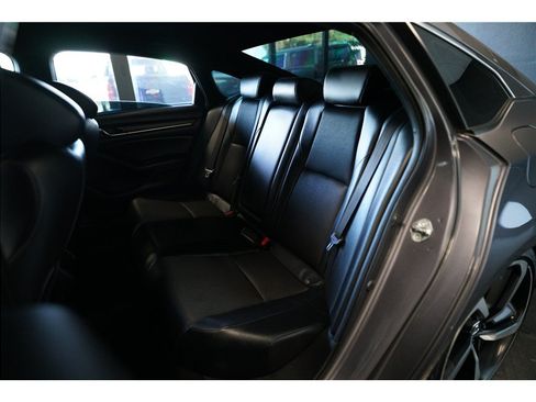 Used 2018 Honda Accord Sport image 12