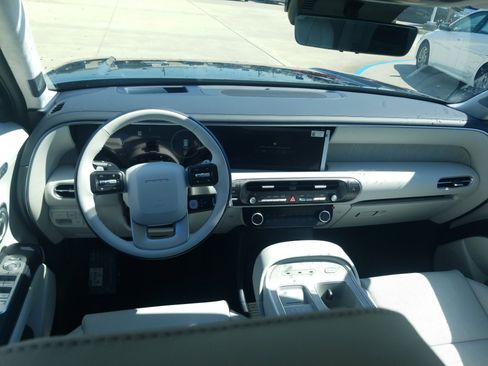New 2026 Hyundai Palisade Calligraphy FWD image 18