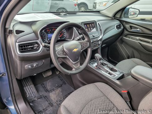 Used 2024 Chevrolet Equinox LT w/ LPO, Floor Liner Package image 8