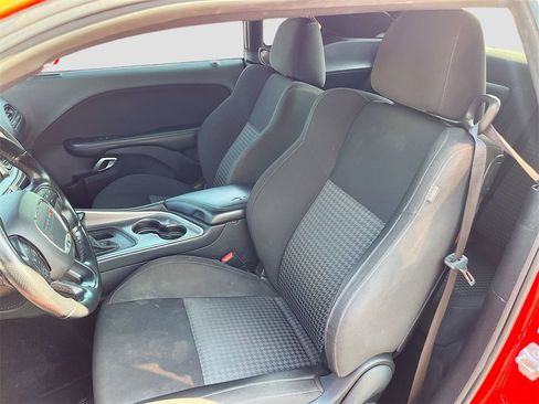 Used 2021 Dodge Challenger R/T w/ Blacktop Package image 19