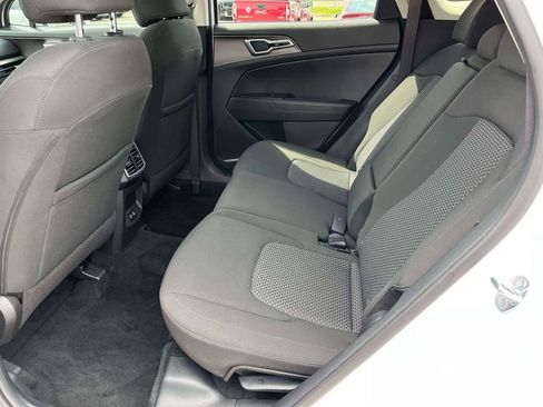 Certified 2026 Kia Sportage LX w/ LX Convenience Package FWD image 7