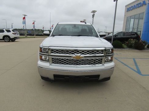 Used 2015 Chevrolet Silverado 1500 LT image 2
