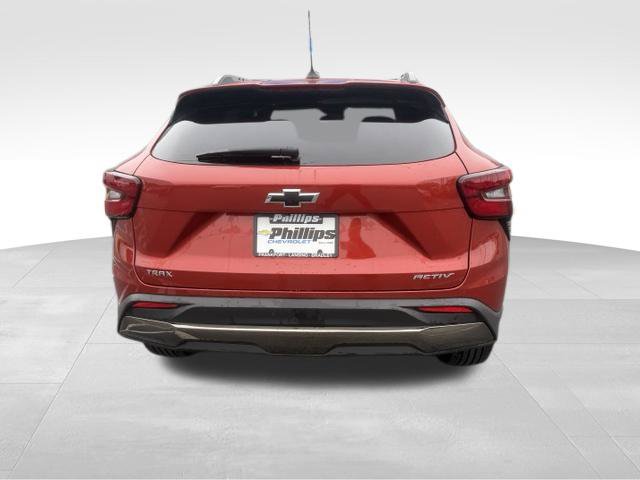 Used 2024 Chevrolet Trax ACTIV w/ Sunroof Package FWD image 11
