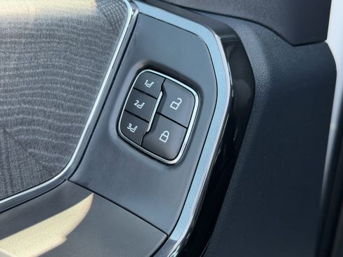 Certified 2023 Ford F150 Lightning Platinum image 12