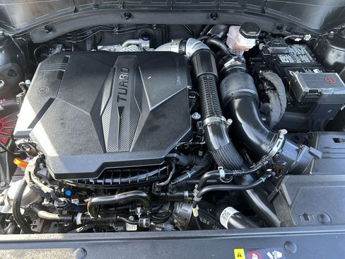 Certified 2023 Kia Sorento SX FWD image 17
