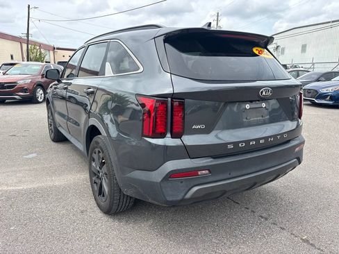 Used 2021 Kia Sorento S w/ Panoramic Sunroof Package AWD/4WD image 5