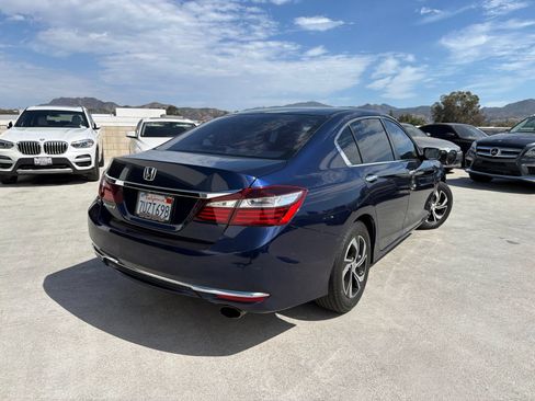 Used 2016 Honda Accord LX image 4