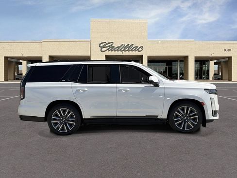 Certified 2023 Cadillac Escalade Sport Platinum AWD/4WD image 4