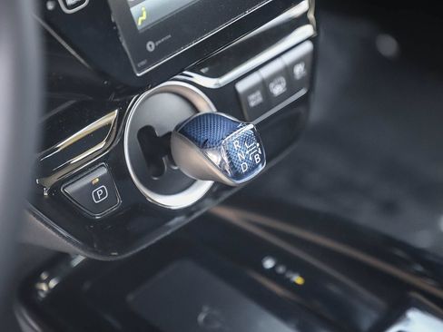 Certified 2022 Toyota Prius Prime XLE FWD image 18