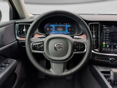 Used 2025 Volvo V60 B5 Cross Country Plus AWD/4WD image 11