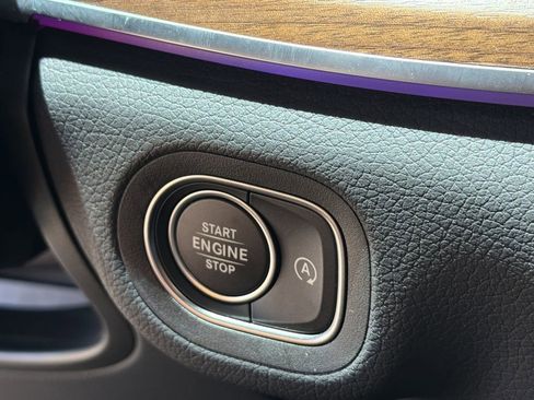 Used 2025 Mercedes-Benz GLE 350 4MATIC image 27