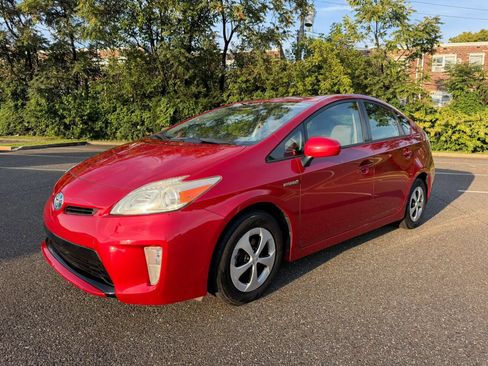 Used 2013 Toyota Prius Three FWD image 3