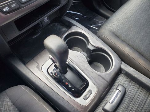 Used 2018 Honda Ridgeline Sport image 39