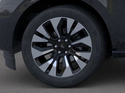 New 2026 Ford Expedition Platinum w/ Driver's Package image 19