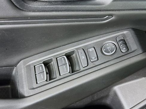 Certified 2023 Honda Accord EX image 25