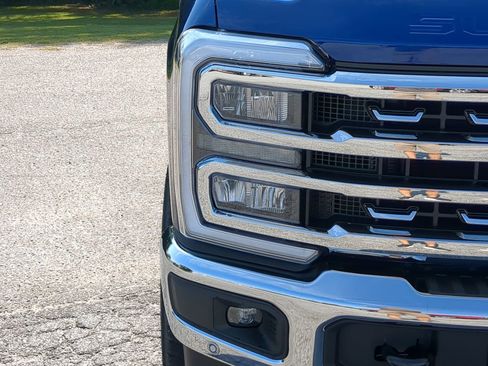 New 2026 Ford F250 Lariat w/ Lariat Ultimate Package image 8