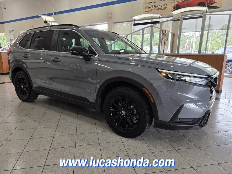 Used 2025 Honda CR-V Sport-L image 3