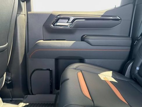 New 2026 GMC Sierra 1500 AT4 w/ AT4 Premium Package AWD/4WD image 14