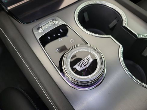 New 2026 Cadillac Vistiq Sport AWD/4WD image 29