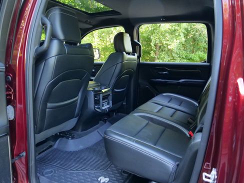 Used 2022 RAM 1500 Laramie w/ G/T Package AWD/4WD image 29