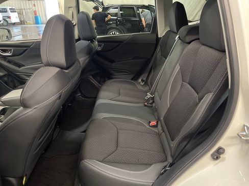 Certified 2023 Subaru Forester Premium AWD/4WD image 22