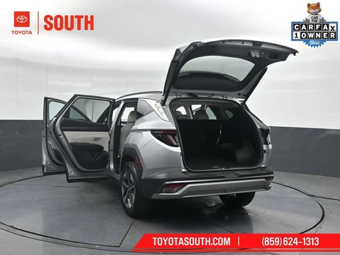 Used 2025 Hyundai Tucson SEL AWD/4WD image 57