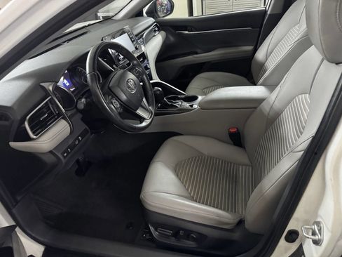 Used 2022 Toyota Camry SE AWD/4WD image 8