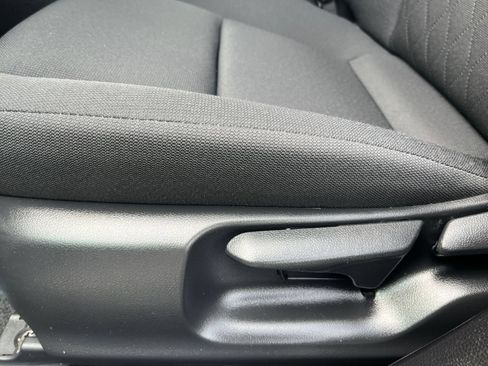 Used 2025 Toyota Corolla LE FWD image 23