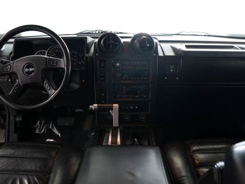 Used 2005 HUMMER H2 w/ Preferred Equipment Group AWD/4WD image 11