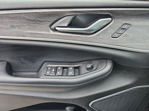 Used 2022 Jeep Grand Cherokee L Limited image 33