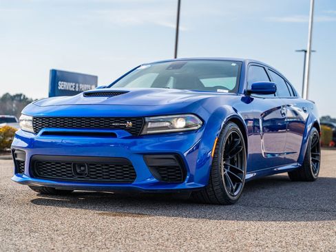 Used 2021 Dodge Charger Scat Pack image 3